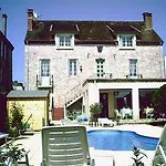 Otel Du Puy D'alon