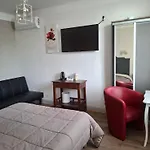 Du Puy D'alon Hotel