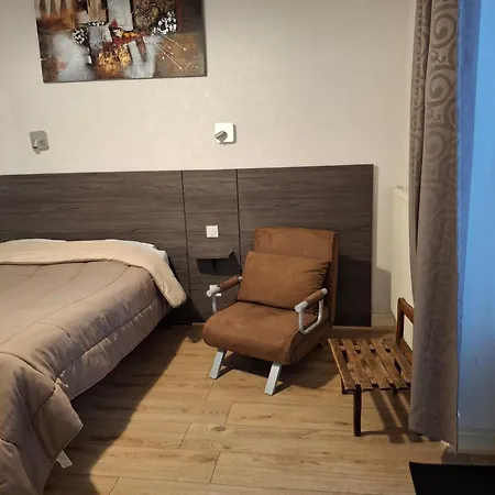 ホテル Du Puy D'alon 3*