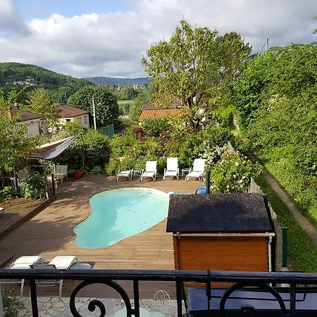 Du Puy D'alon ホテル
