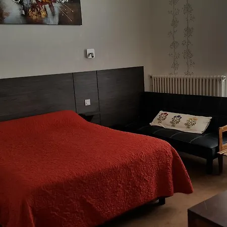 Du Puy D'alon Hotel