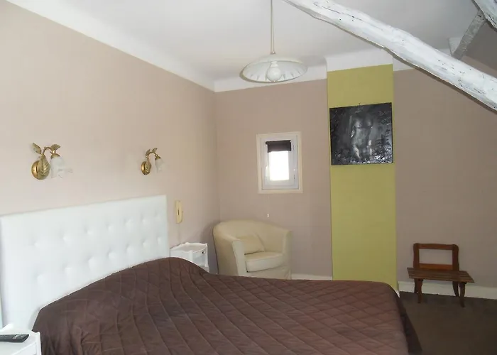 Du Puy D'alon 호텔