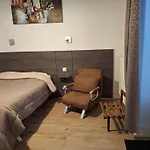 Ξενοδοχείο Du Puy D'alon 3*