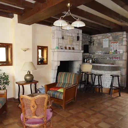 Du Puy D'alon Hotel 3*