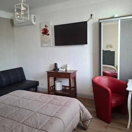Du Puy D'alon Hotel